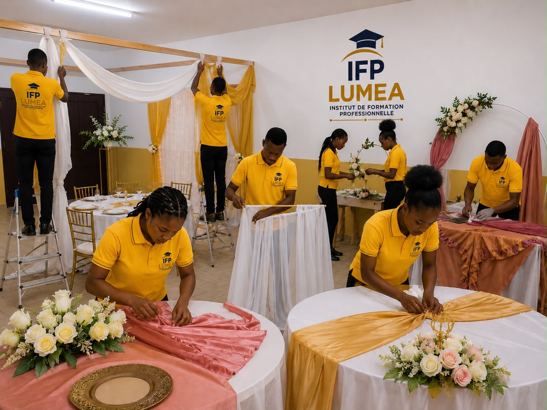 Étudiants en formation pratique à IFP LUMEA